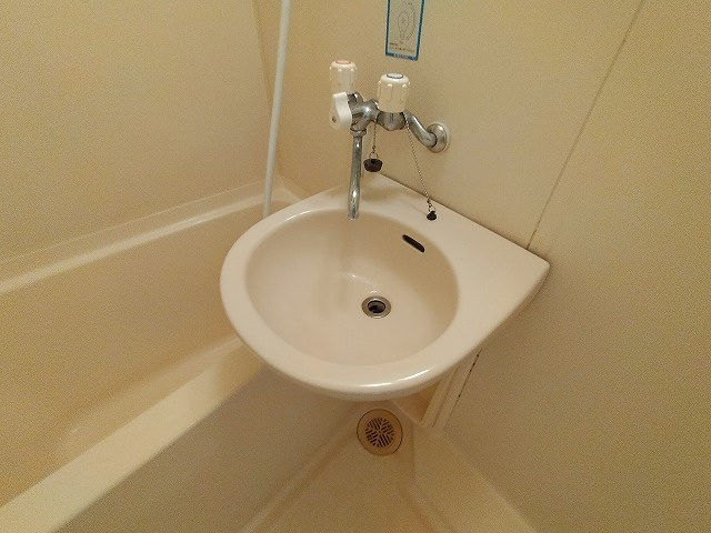 神戸市東灘区青木５丁目の賃貸マンションの洗面所|洗面台