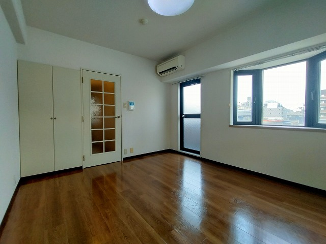 神戸市東灘区青木５丁目の賃貸マンションの内装|洋室