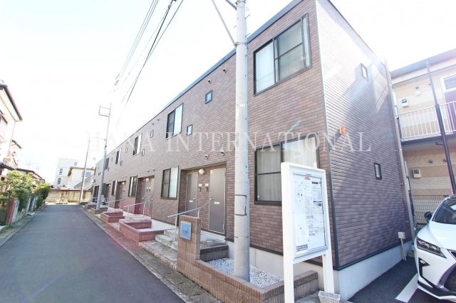 レオネクストラシーヌ弐番館の外観