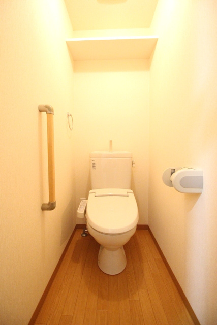 ユーミーサンフレンズのトイレ|嬉しい温水洗浄便座付き♪