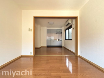 【居間・リビング】 | ブレイン佐古Ⅰ