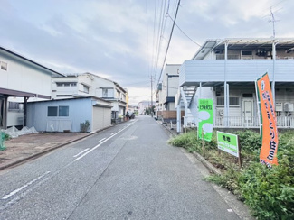 【前面道路含む現地写真】