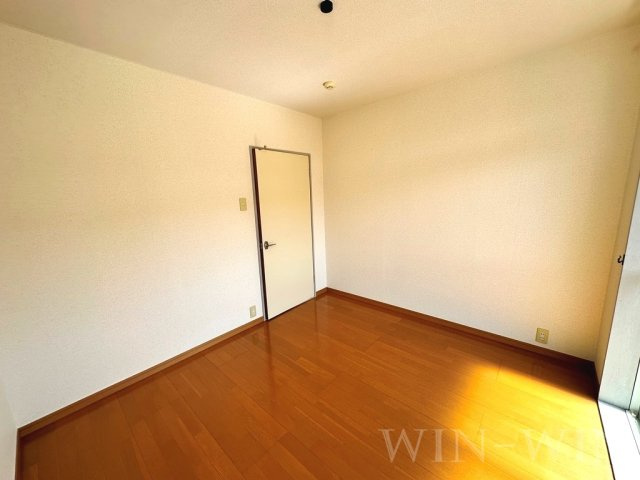 サンハイムみどり Bの居間・リビング|イメージ（同建物内別部屋の写真です）