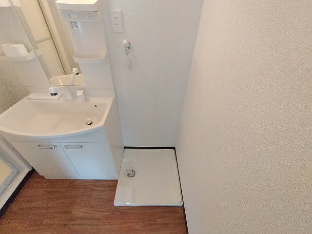 神戸市兵庫区三川口町２丁目の賃貸マンション