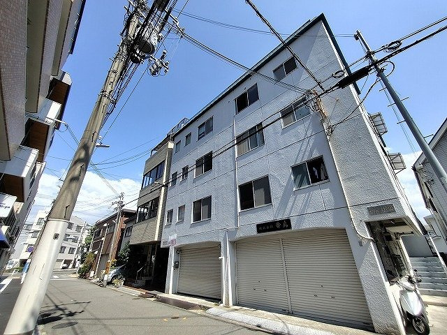 神戸市兵庫区三川口町２丁目の賃貸マンションの外観