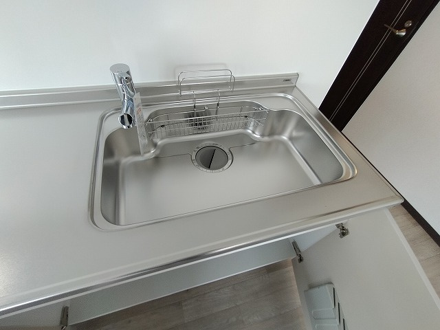 神戸市兵庫区三川口町２丁目の賃貸マンション