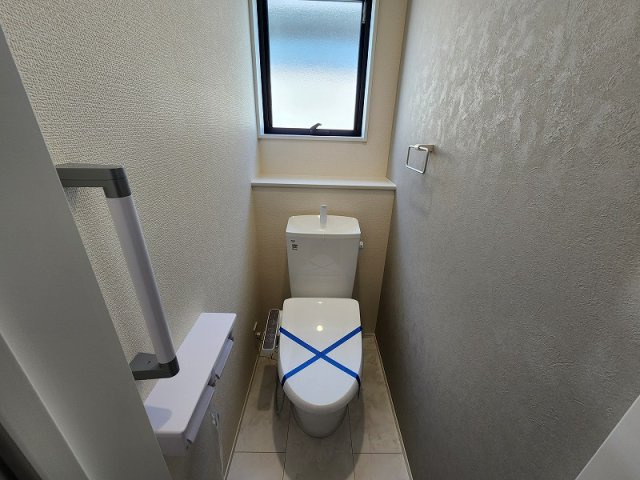 小牧市小木３丁目　新築戸建　８号棟のトイレ|2階のトイレです
