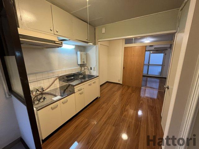 日新服部コーポのキッチン