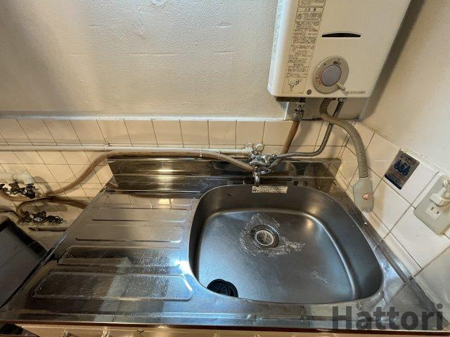 日新服部コーポのキッチン