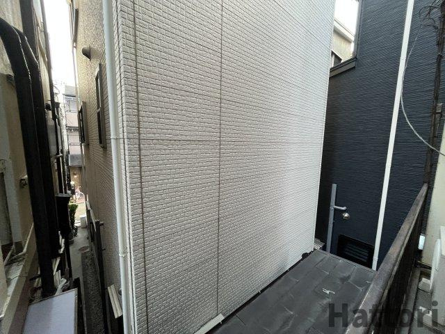 日新服部コーポのバルコニー