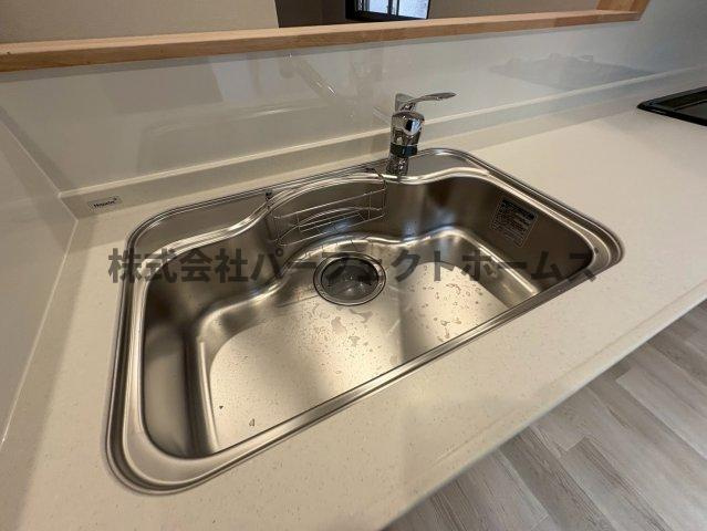 茄子作２丁目戸建て　賃貸のキッチン|キッチンでお料理をお楽しみください