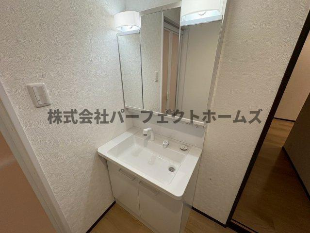 茄子作２丁目戸建て　賃貸の独立洗面台|朝の身支度には欠かせない独立洗面化粧台