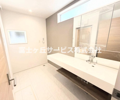 【脱衣所】 | 浜松市中央区高塚町 新築一戸建て 2号棟 | 脱衣所です