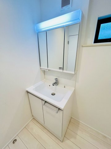 【独立洗面台】