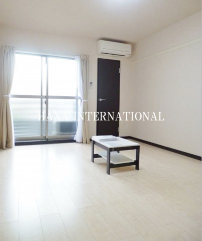 Ｗｉｎｄ　Ｂｅｌｌの寝室