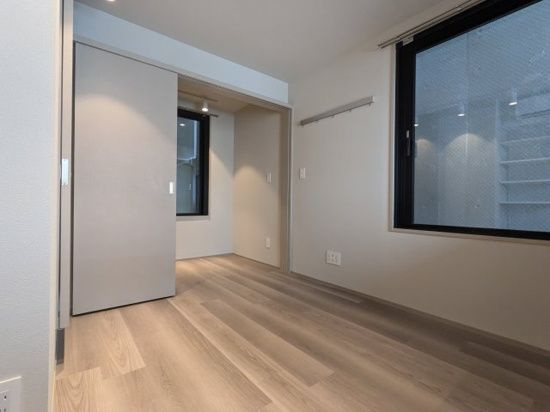 アピチェ南千住B棟の居間・リビング