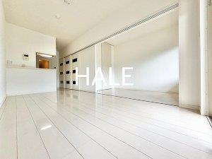 【居間・リビング】 | ラファセルフィーナ天神 | 類似