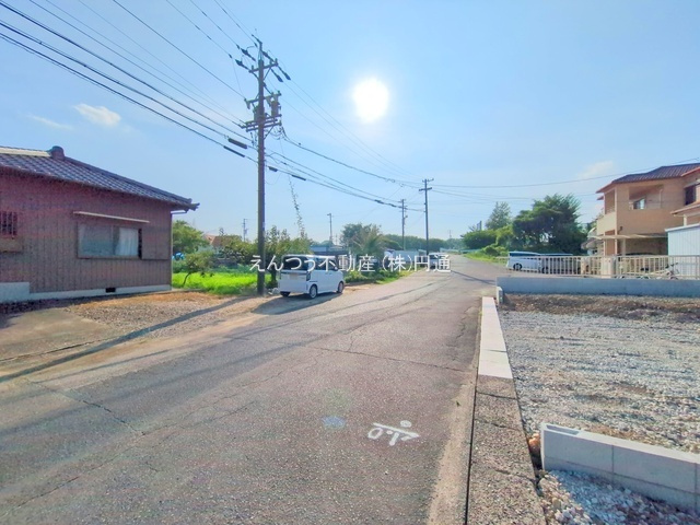 リーブルガーデン神屋町の前面道路含む現地写真
