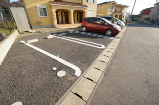 【駐車場】