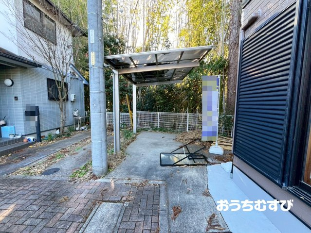 守山区御膳洞の駐車場