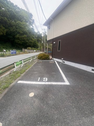 ヴェルドミールの駐車場|ヴェルドミール