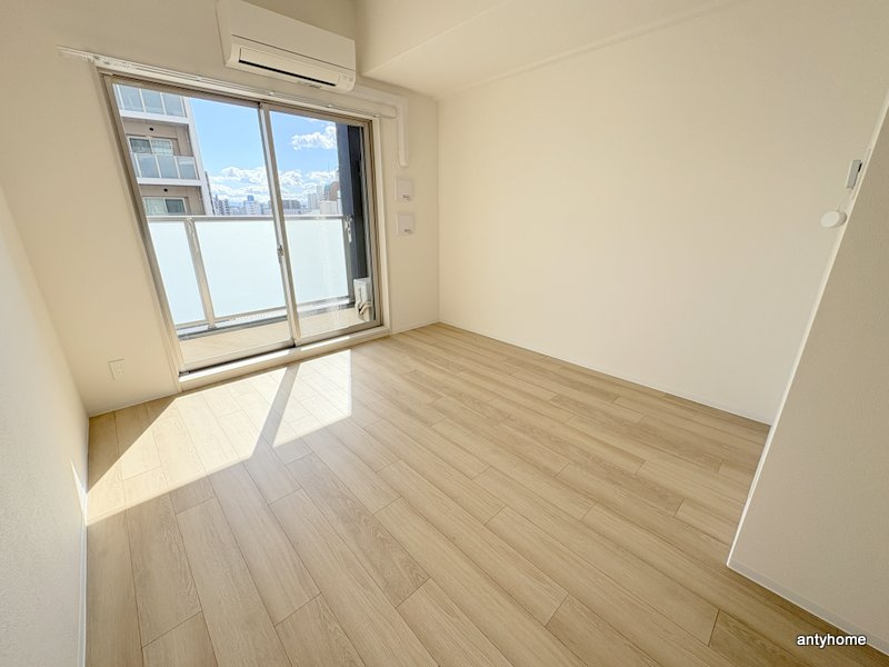 エスリード ザ・イーストレジデンス大阪城　仲介手数料無料の居間・リビング