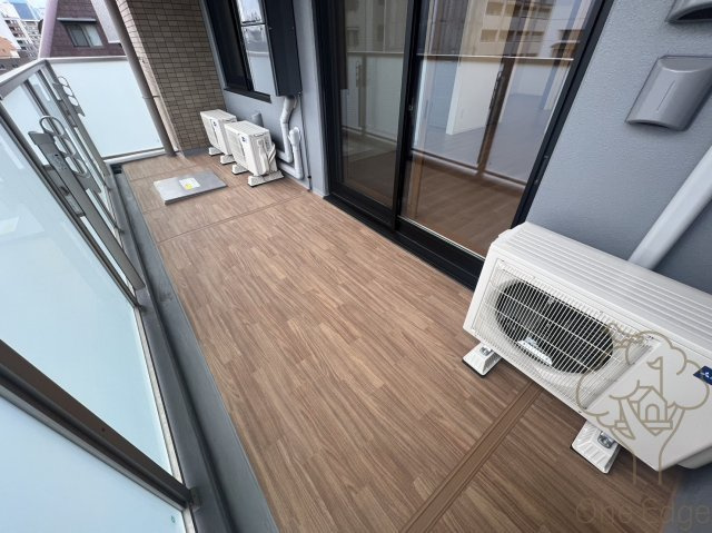 CREST COURT DOSHINのバルコニー