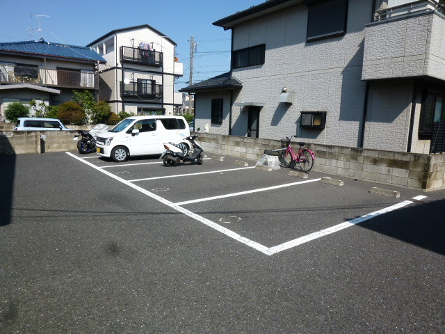 トランキュル・ヴィルの駐車場
