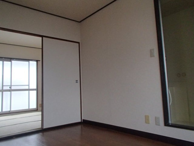 【洋室】 | コーポサンリバー