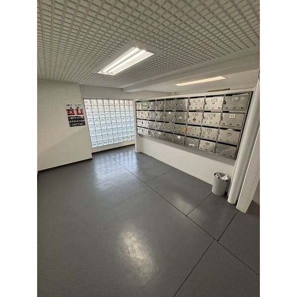 サンヒルズ芦屋Ⅰのロビー