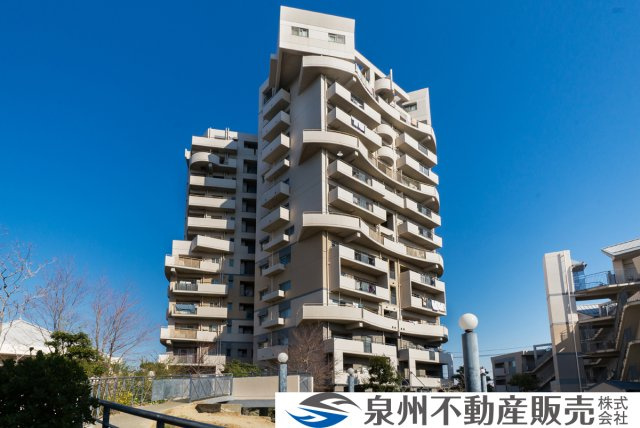 エルベコート二色の浜4棟の外観