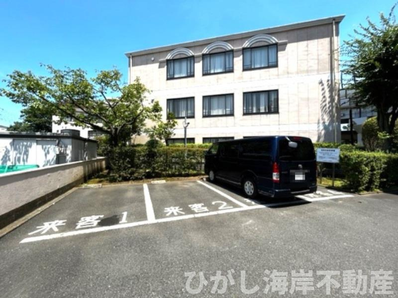 コスモ茅ヶ崎プレシオの駐車場|来客用駐車場
