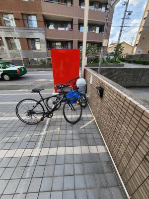 グランシティの駐車場|駐輪場