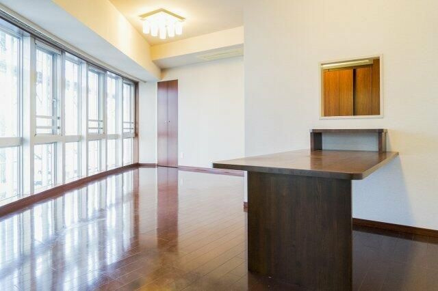 ディーグランセ西麻布ハイヴァリーの居間・リビング