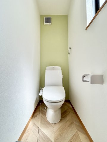 高知市一宮東町５丁目　中古戸建てのトイレ