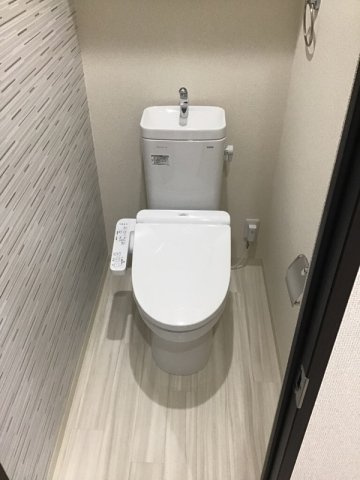 温水洗浄便座付き！