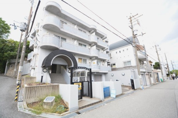 オートロック付きで安心のセキュリティ♪
