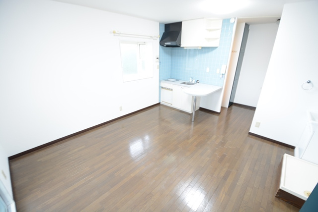 南向きの角部屋で明るいお部屋♪