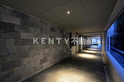 【エントランス】 | ＳＹＮＥＸ　ＮＩＳＨＩ－ＯＩ | 建物の内部です