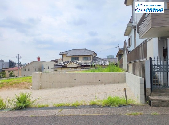 名東区石が根町