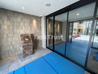 【エントランス】 | アドバンス北大阪ロワン