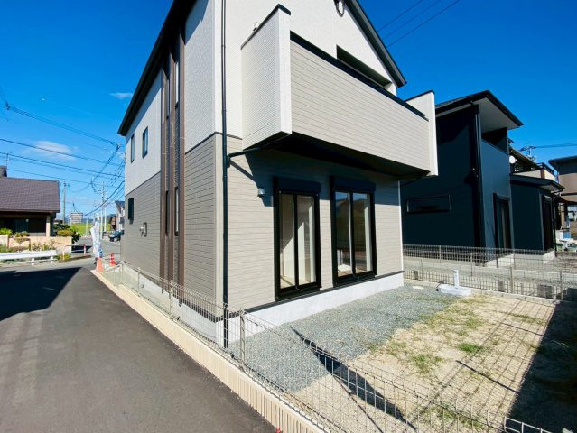 ブルーミングガーデン／南区薄場2丁目2期／2号棟の外観