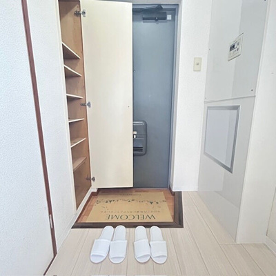 【玄関】 | シャトレ松尾Ⅱ | 落ち着いた玄関です