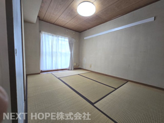 【和室】 | 今津浜パークタウン19号棟 | 和室６帖です♪専用バルコニーに面した開放的な居室です！！お好きなリフォームを楽しんでみませんか？ぜひ現地をご確認ください！！