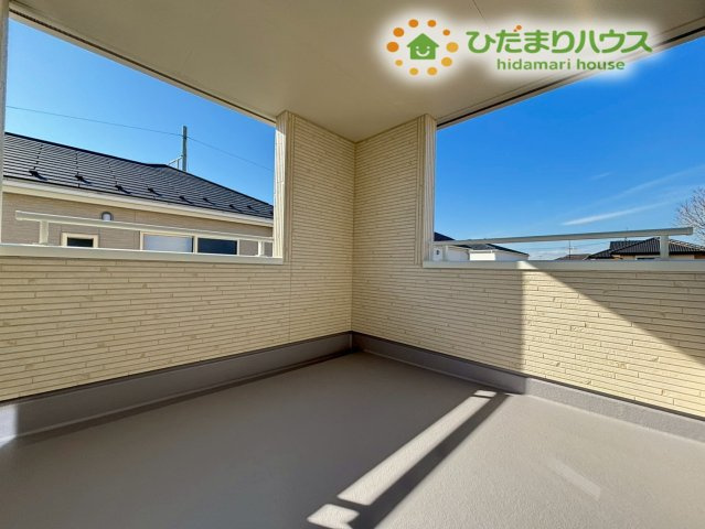 鴻巣市松原2期　新築戸建　リーブル02のバルコニー