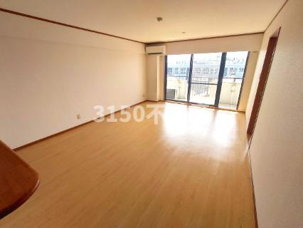 アスティ西鶉の居間・リビング