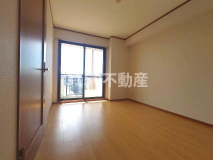 アスティ西鶉の居間・リビング