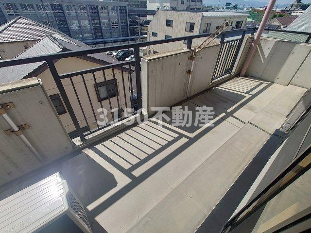 アスティ西鶉のバルコニー