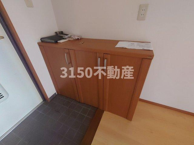 アスティ西鶉の玄関