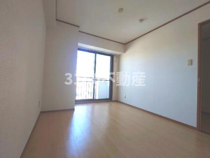 アスティ西鶉の居間・リビング